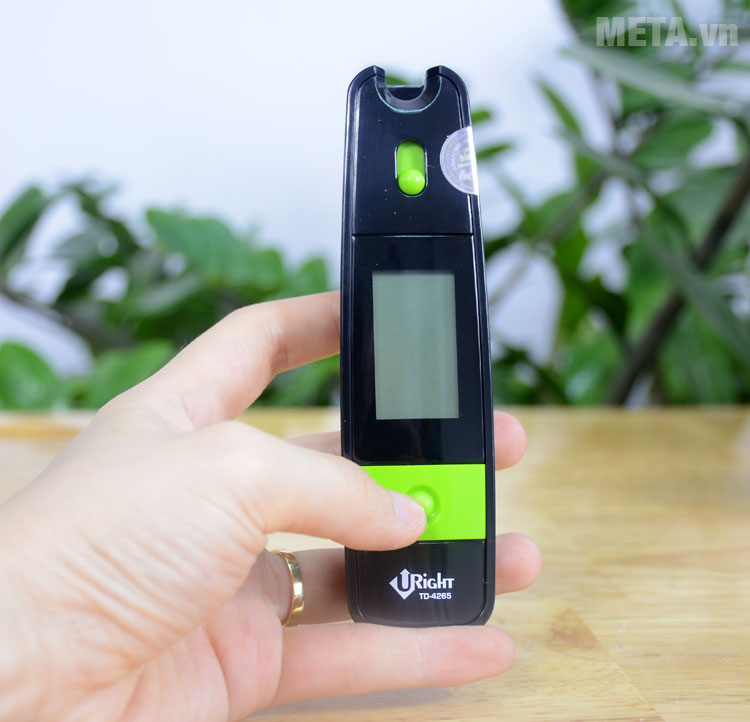 Máy đo đường huyết Uright TD4265 có thiết kế nhỏ gọn, dễ dàng mang theo