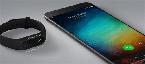 Vòng đeo tay thông minh Xiaomi MI 2 - MGW4024GL