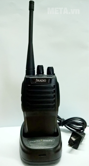 Máy bộ đàm Iradio IR-669 (FM) gọn nhẹ, sư dụng pin sạc có độ bền cao