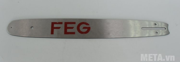 Máy cưa xích chạy điện FEG EG-881 in logo thương hiệu trên lưỡi lam 