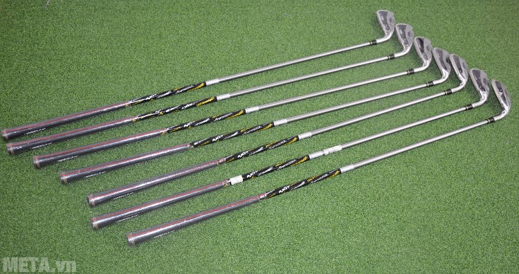 Bộ gậy golf Nike Iron Sets SQ MRG IR 4-PW E (GI7130-001) thiết kế đầu gậy rỗng nên dễ chơi hơn. Bộ gậy golf Nike Iron Sets SQ MRG IR 4-PW E (GI7130-001) thiết kế đầu gậy rỗng nên dễ chơi hơn.